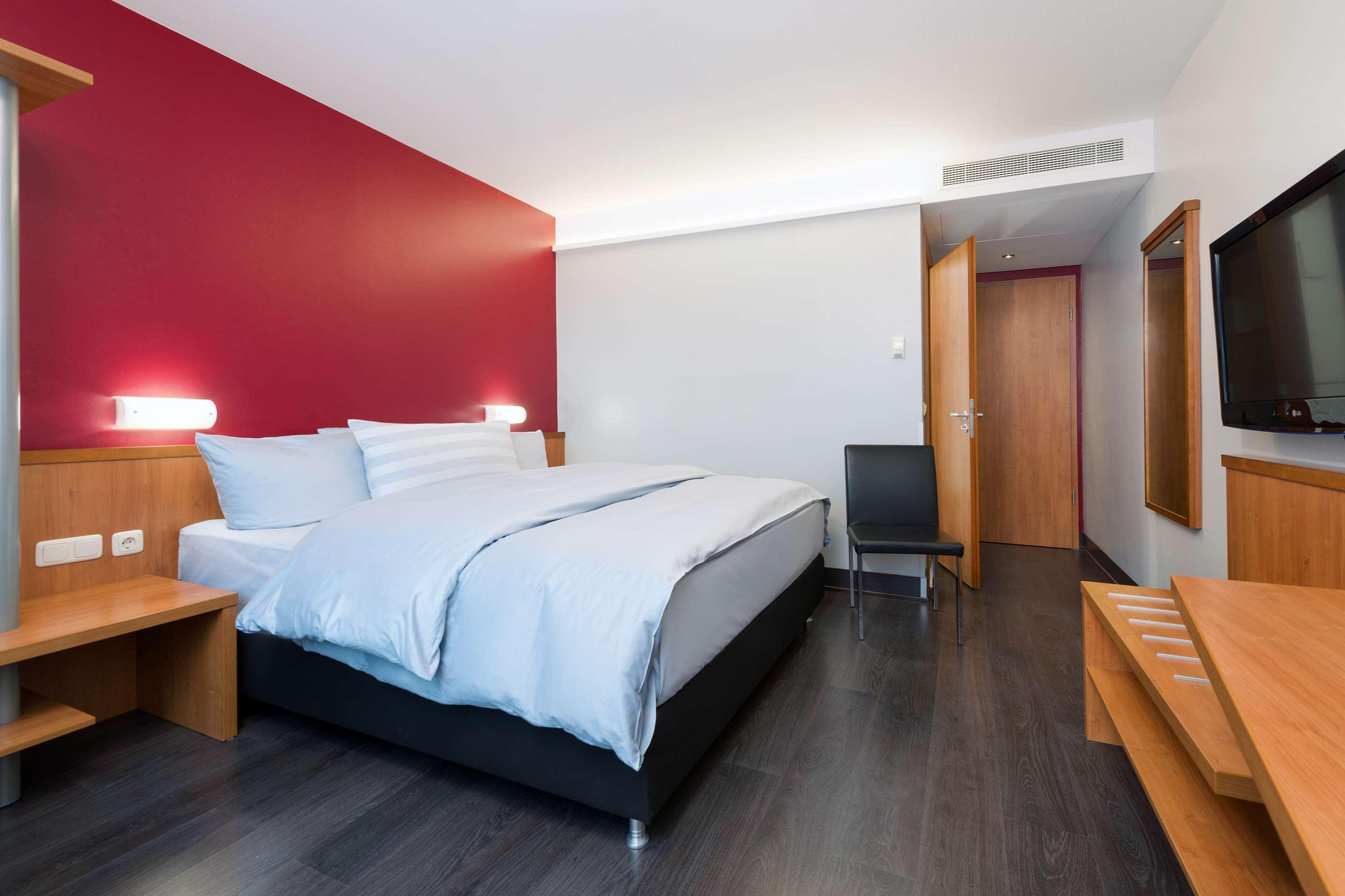 Hotel Wolfsburg Centrum, Affiliated By Melia Bagian luar foto