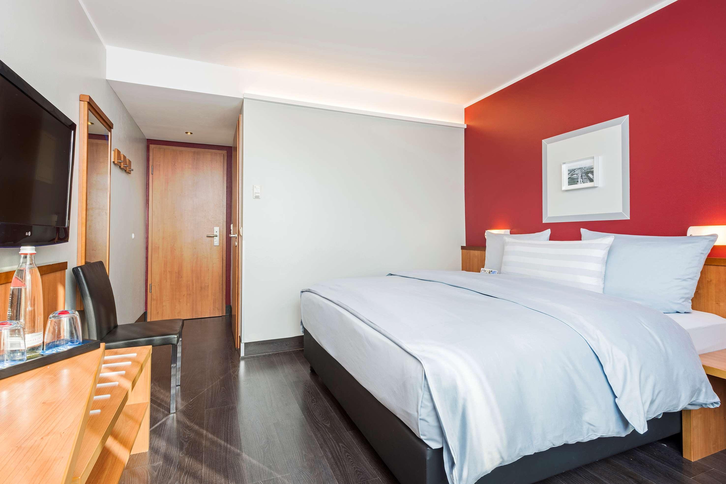 Hotel Wolfsburg Centrum, Affiliated By Melia Bagian luar foto