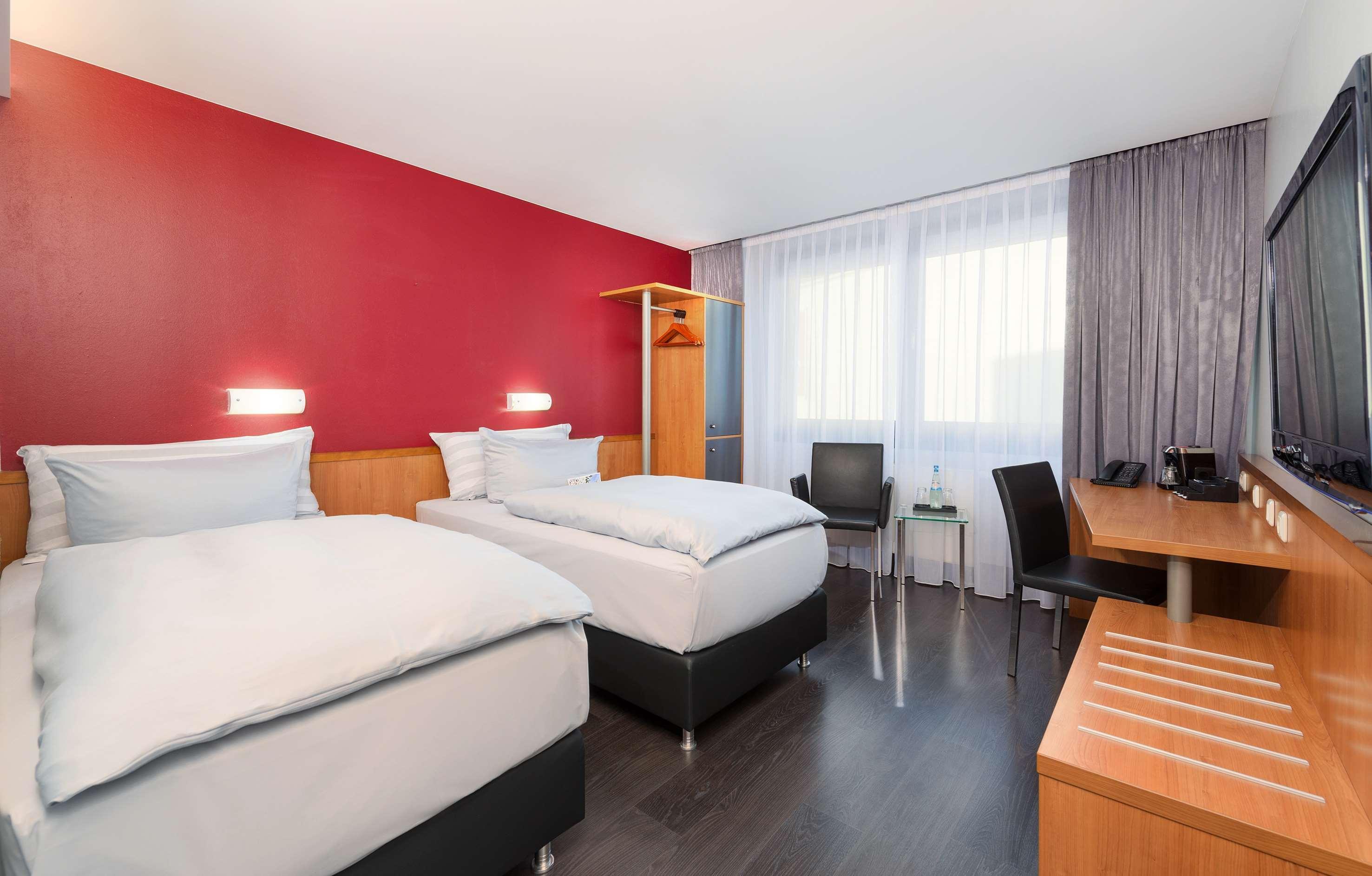 Hotel Wolfsburg Centrum, Affiliated By Melia Bagian luar foto
